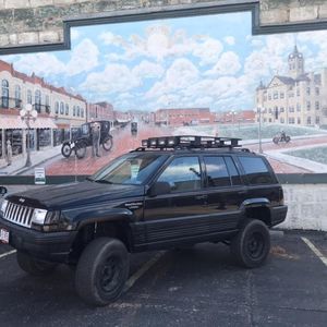 Meet your Posher, Riley